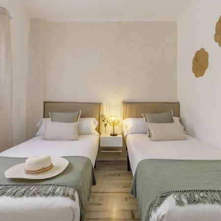 Apartment Living4malaga Enjoy *
